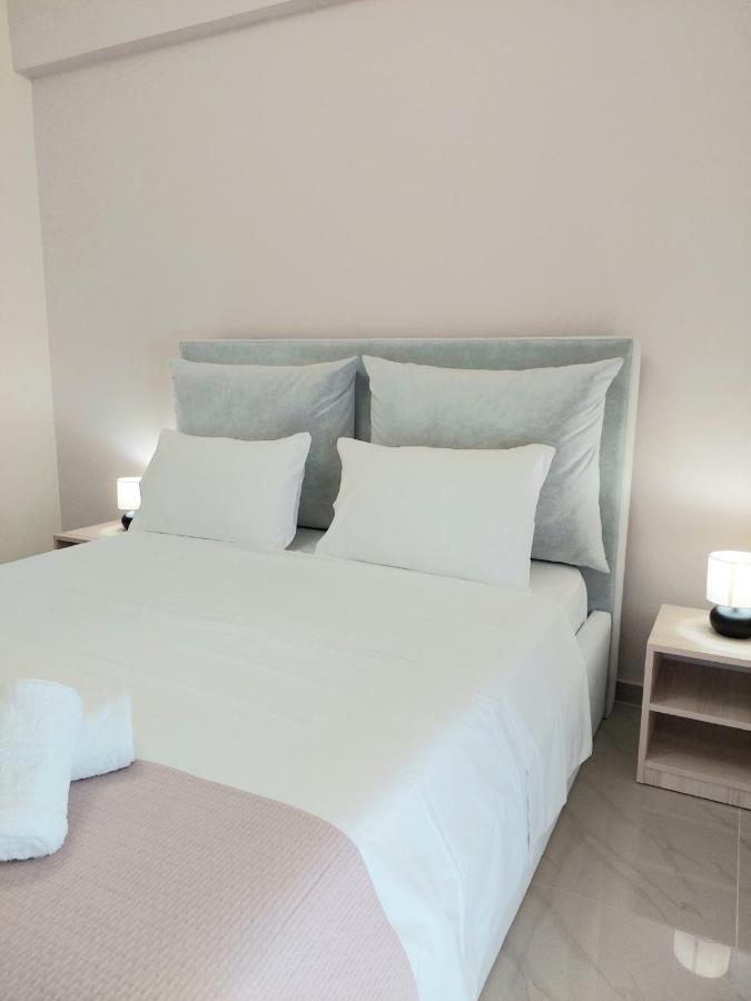 Elizabeth Apartments Himarë Dış mekan fotoğraf