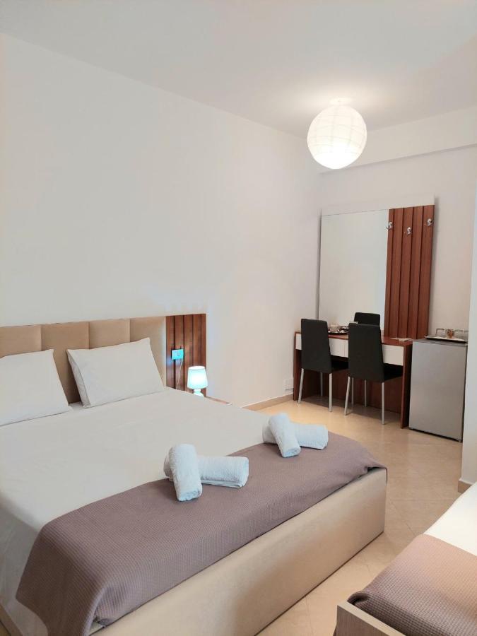Elizabeth Apartments Himarë Dış mekan fotoğraf