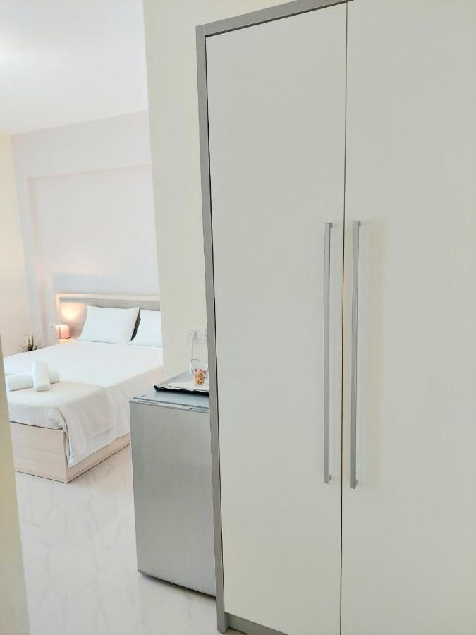 Elizabeth Apartments Himarë Dış mekan fotoğraf