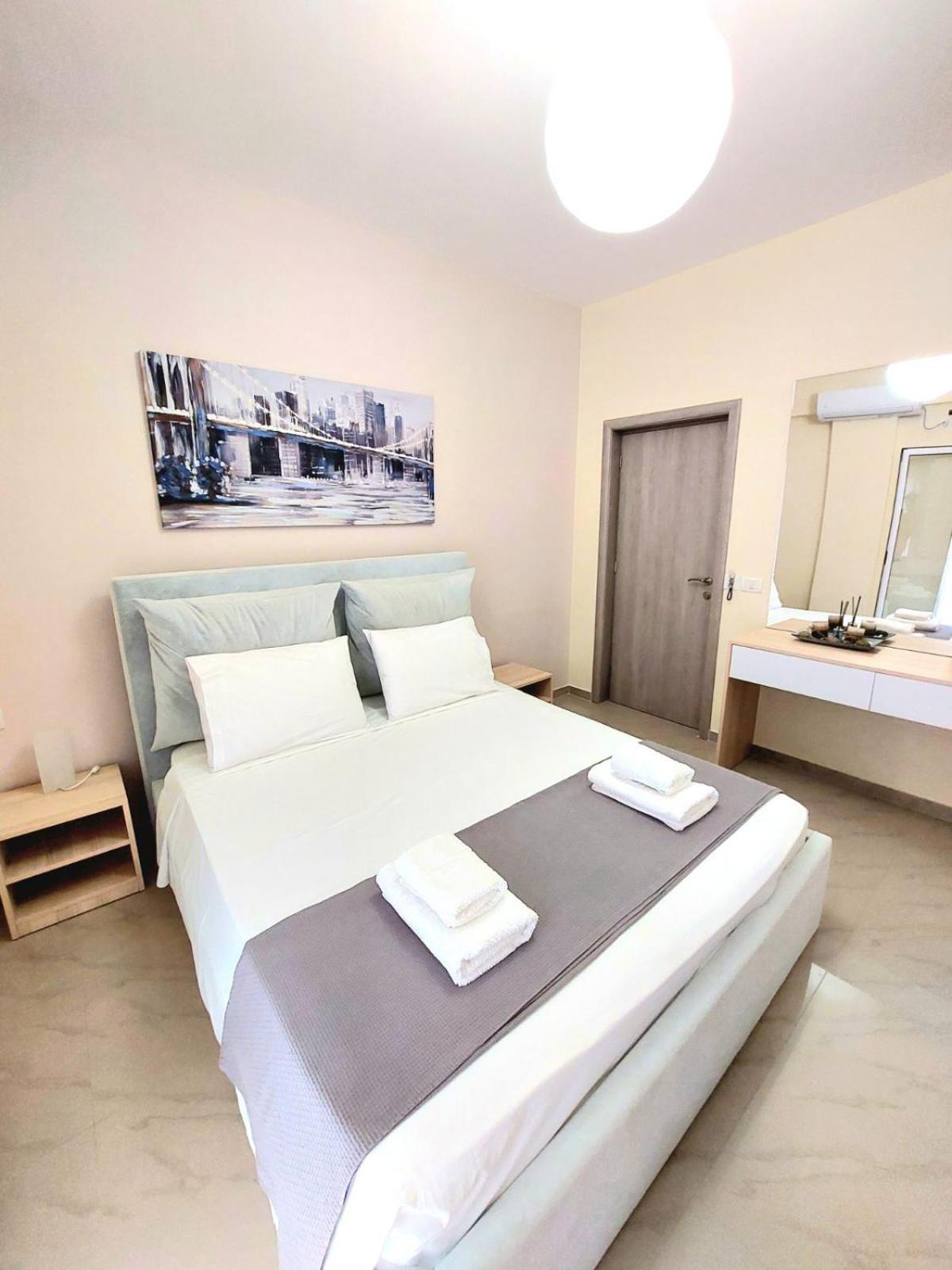 Elizabeth Apartments Himarë Dış mekan fotoğraf
