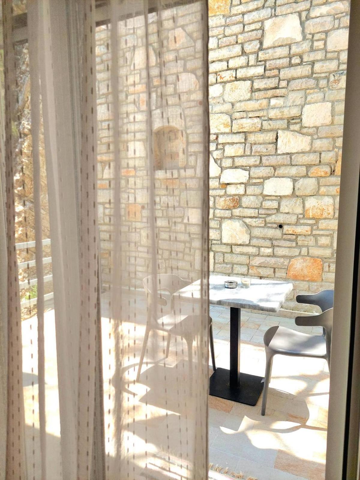 Elizabeth Apartments Himarë Dış mekan fotoğraf
